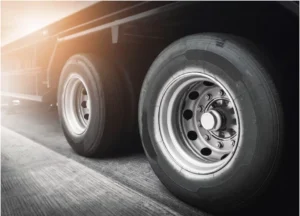 علت مصرف سوخت بالای کامیون داف و تأثیر انتخاب لوازم یدکی داف در بهبود عملکرد